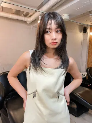 セミロング カラー レイヤー べージュ 白石研太のヘアスタイル