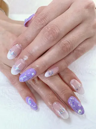 ネイル レイレア ネイルルームのネイルデザイン