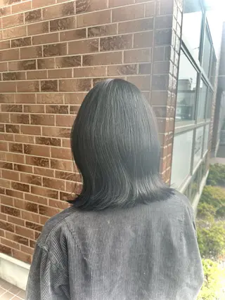 ミディアム カラー 熊谷 有紗のヘアスタイル
