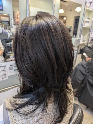 ロング カラー 椎橋 美帆野のヘアスタイル