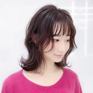ミディアム パーマ 趙 英来のヘアスタイル
