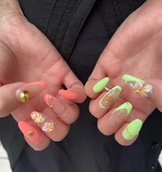 ネイル komohana salon🌺のネイルデザイン