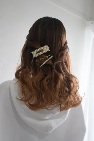 ミディアム ヘアアレンジ 麻優 ヘアセットのヘアスタイル