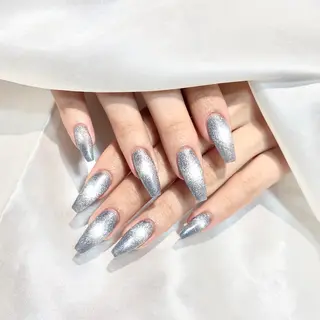 ネイル WISTERIA rirunaのネイルデザイン