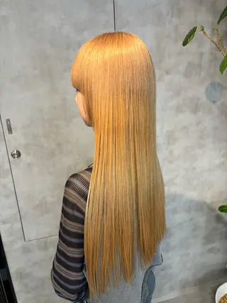 ロング カラー パーマ ヘアアレンジ 透明感ブリーチカラー 🌈TOMOHIROのヘアスタイル