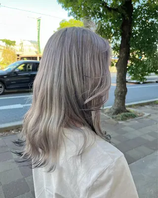 ロング カラー RuLaN AMIのヘアスタイル