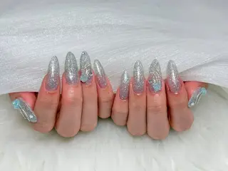 ネイル リナ ⭐️のネイルデザイン