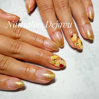 ネイル Nail salon Dejavu 🌿のネイルデザイン