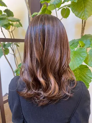 ミディアム ツヤ感カラー 🩵かりんのヘアスタイル
