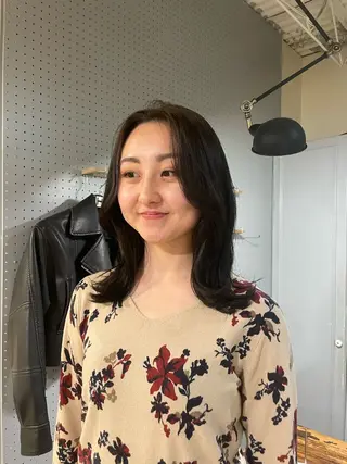 ミディアム カラー 🤩噂のMr.髪ポジ ティブ®️yu🤩のヘアスタイル