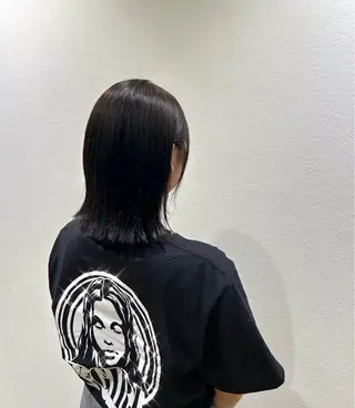 ミディアム カラー Lapis reinaのヘアスタイル