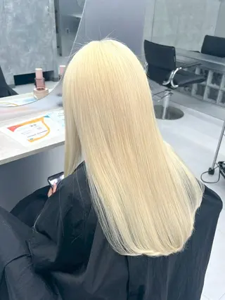 カラー 🦋ハイトーン×ア レンジ💫Leenaのヘアスタイル