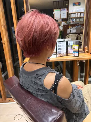ショート カラー ALOHANA/ Riiのヘアスタイル