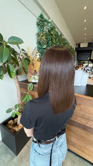 ミディアム カラー 高橋 乙葉のヘアスタイル