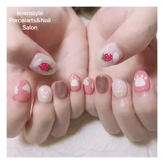 ミディアム ネイル 🐾enen style 🐾のネイルデザイン