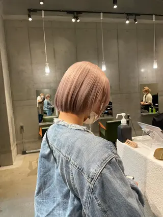 ショート カラー 名古屋ハイトーン/ 🐶ブリーチ専門店のヘアスタイル