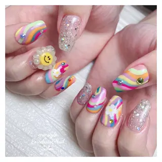 ミディアム ネイル 🐾enen style 🐾のネイルデザイン