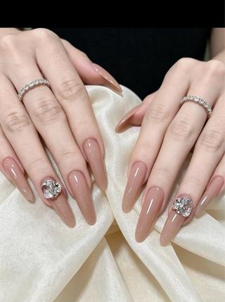 ネイル Sachi Nail上野のネイルデザイン