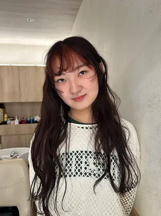 ロング Sora/レイヤー/ ブリーチなしWカラーのヘアスタイル