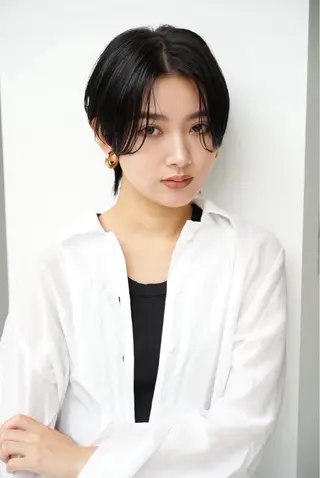 ショート カラー 八幡 空乃のヘアスタイル