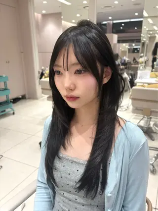 ロング 新宿/レイヤー/ 透明感カラー✨りくのヘアスタイル