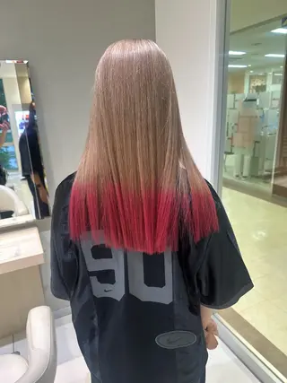 ロング 【複雑履歴ブリーチ】 中村　玲仁のヘアスタイル