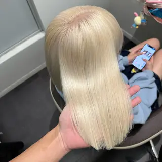 ミディアム カラー 💫艶ハイトーン×髪 質改善💫リュウトのヘアスタイル