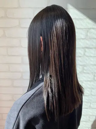 ロング 秋葉 万柚子のヘアスタイル