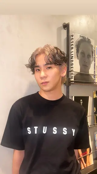 ショート カラー メンズ タナカ カナ🫧のヘアスタイル