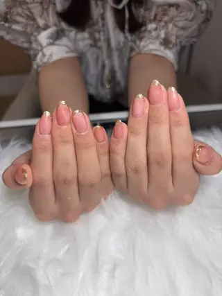 ネイル ビューティーサロン B.glossyのネイルデザイン