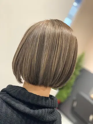 ショート カラー ヘアアレンジ 髪質改善×ハイトーン 中田啄也のヘアスタイル