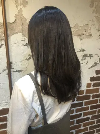セミロング ✨色持ちの良い艶 カラー✨蟹江真世のヘアスタイル