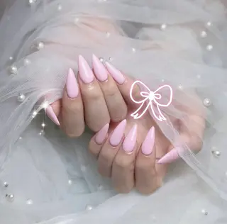 ネイル fein. yui🐈‍⬛🎀のネイルデザイン