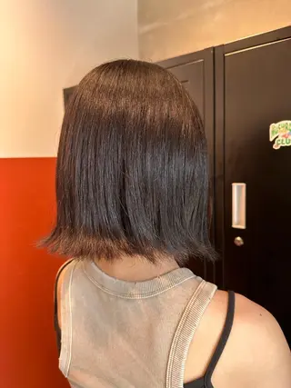 ショート カラー 西浦慎二 /艶カラー/髪質改善のヘアスタイル