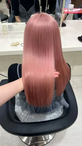 ロング カラー ヘアアレンジ 韓国レイヤー＆ピンク 艶髪🩶maikoのヘアスタイル