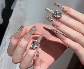 ネイル D-BEAUTY Nailsalonのネイルデザイン