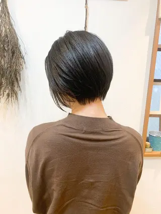 ショート トレンドパーマ 加藤菜月のヘアスタイル
