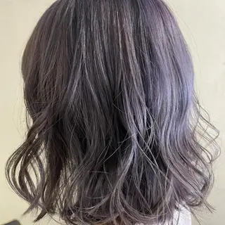 ミディアム カラー 吉村 夏椰のヘアスタイル