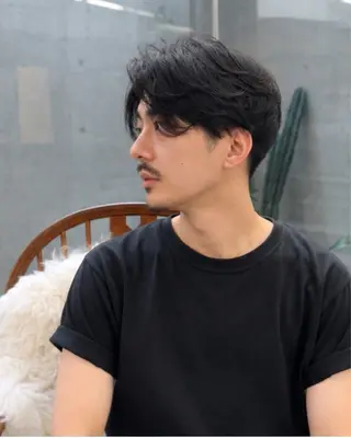 パーマ メンズ Pia ツボイ ケイタのヘアスタイル