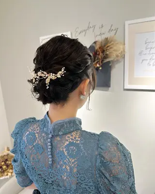 ミディアム ヘアアレンジ 荒木 ひろかのヘアスタイル