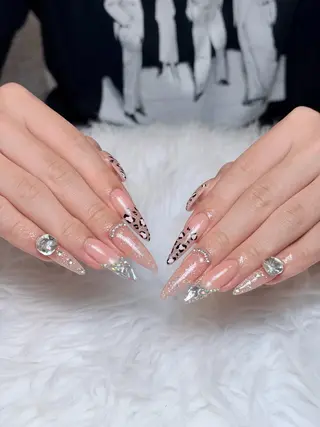 ネイル Julli NailStudioのネイルデザイン