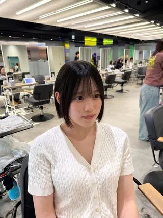 ショート ワンホン× ハイトー ン🪞✨ARISAのヘアスタイル