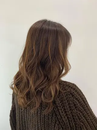 セミロング カラー ヘアアレンジ 北千住/小顔レイヤー /顔まわり/西慶太朗のヘアスタイル