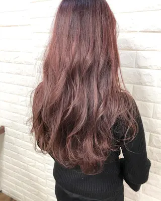 ロング カラー famille ファミーユのヘアスタイル