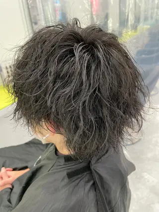 ミディアム カラー パーマ ヘアアレンジ メンズ キッズ メンズ特化美容師 aiの眉毛・アイブロウイメージ
