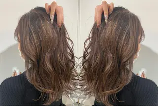 セミロング カラー ヘアアレンジ 佐藤 麻衣のヘアスタイル