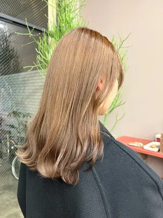 セミロング カラー ヘアアレンジ HIBIKI / 透明感カラーのヘアスタイル
