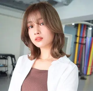 ミディアム カラー 鈴木 晴陽のヘアスタイル