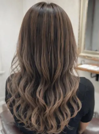 カラー デザインカラー Lienのヘアスタイル