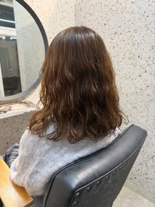 ロング パーマ SHOTO ハイトー ン/ブロンドカラーのヘアスタイル